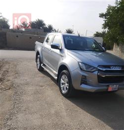 اسوزو دي-ماكس